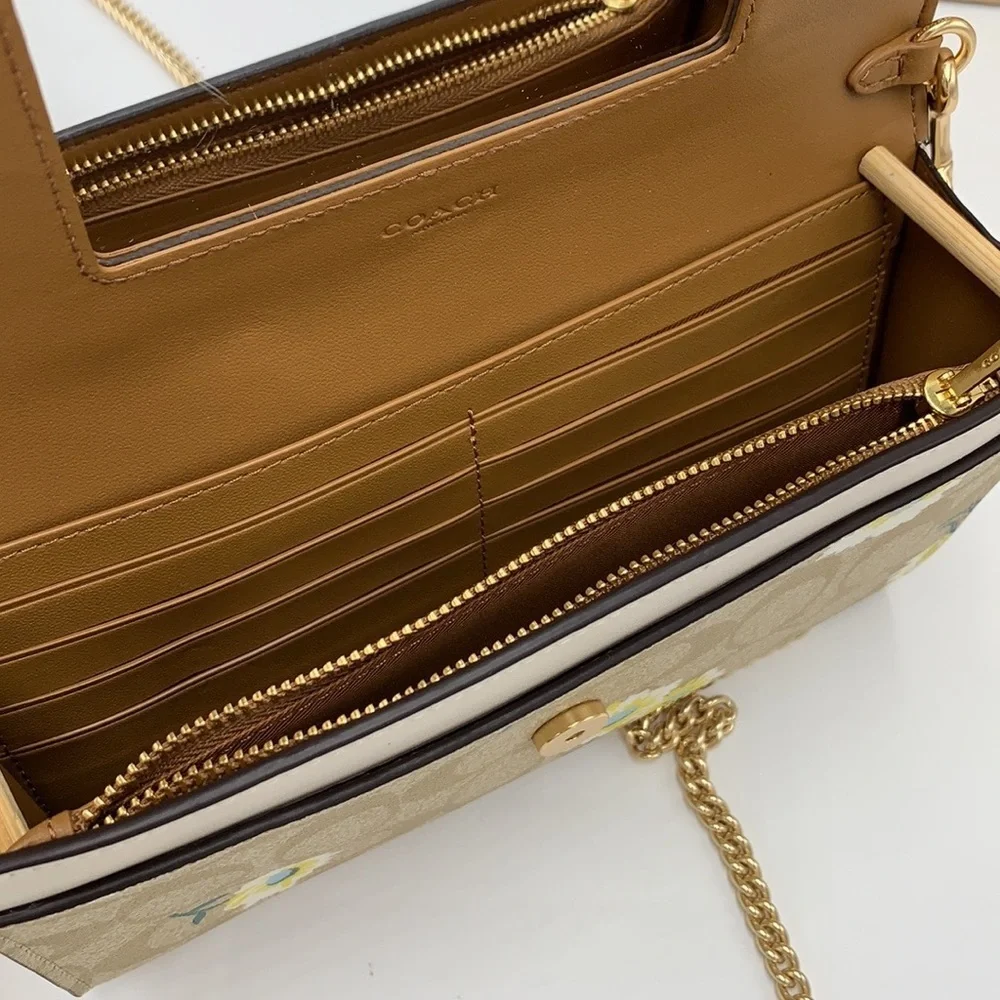 COACH Gemma Clutch Crossbody In Signature Canvas With Daisy Print